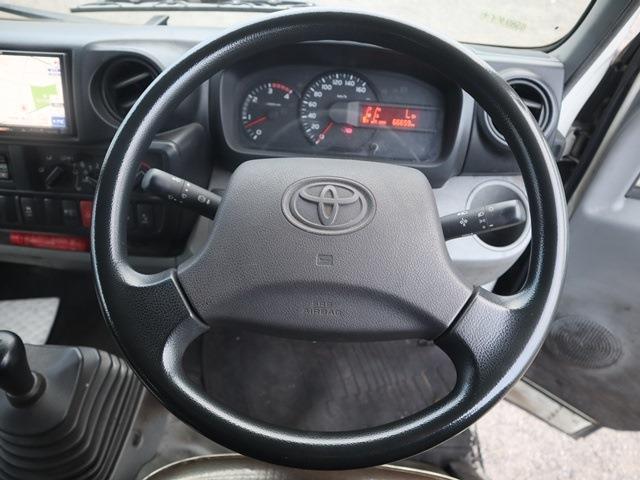 Toyota Dyna 4