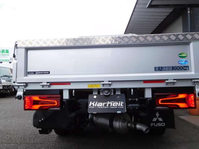 Mitsubishi Fuso Canter 7