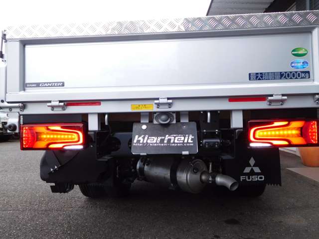 Mitsubishi Fuso Canter 9