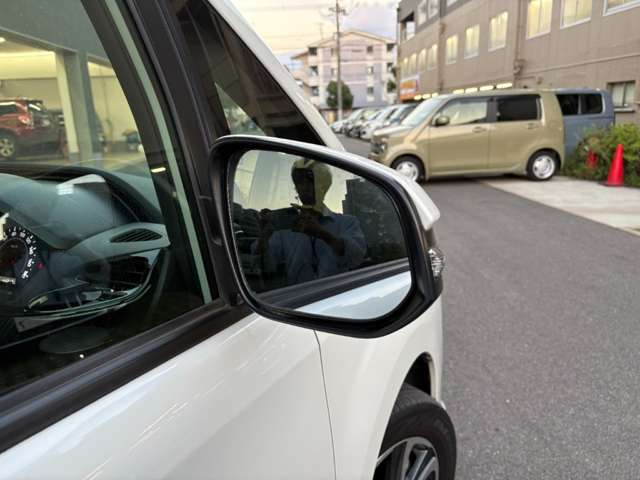Toyota Noah 8
