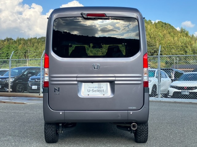 Honda N-VAN 8