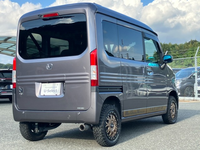Honda N-VAN 9