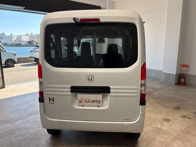 Honda N-VAN 8