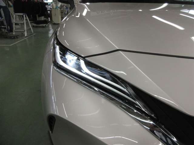 Toyota Harrier 9