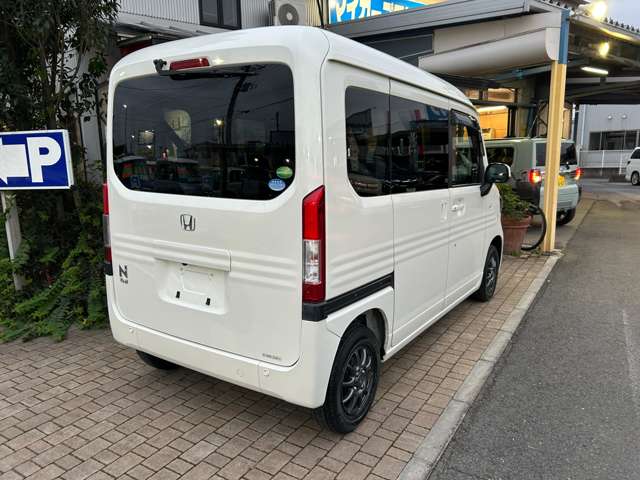 Honda N-VAN 8