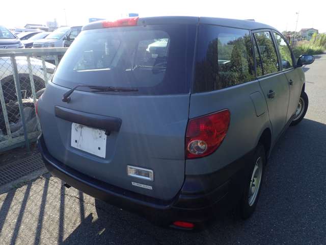 Nissan AD 6