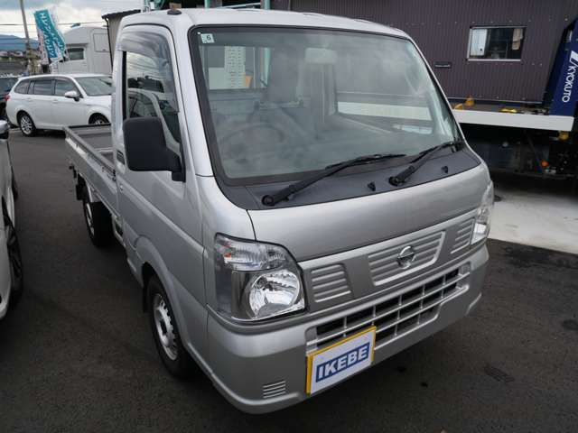 Nissan NT100 Clipper 4
