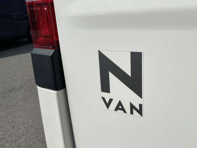 Honda N-VAN 10