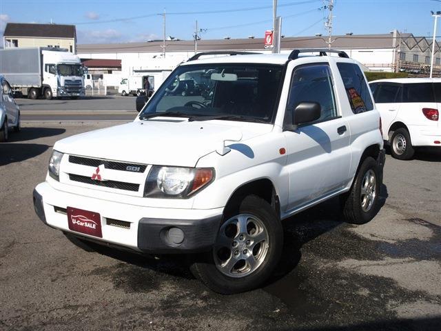 Mitsubishi Pajero iO 3