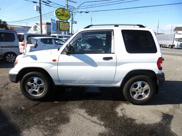 Mitsubishi Pajero iO 4