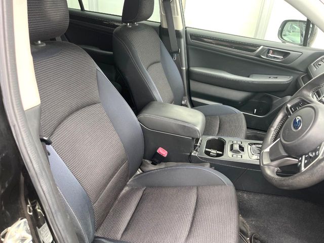 Subaru Legacy Outback 8