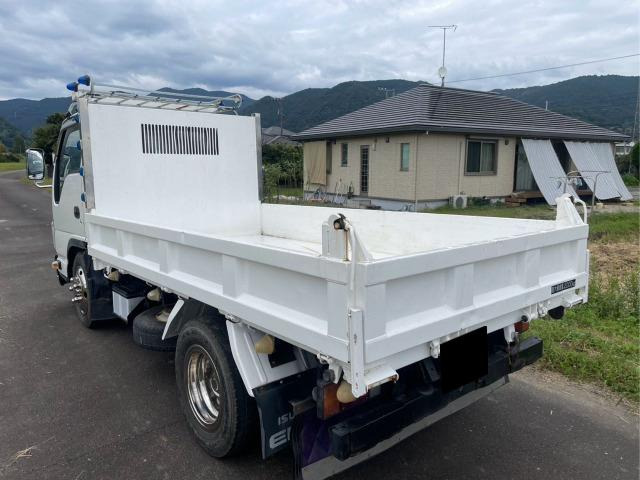 Isuzu Elf 2