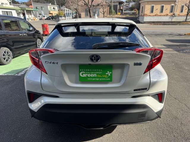 Toyota C-HR 6