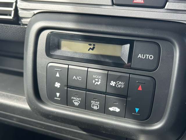 Honda N-VAN 9