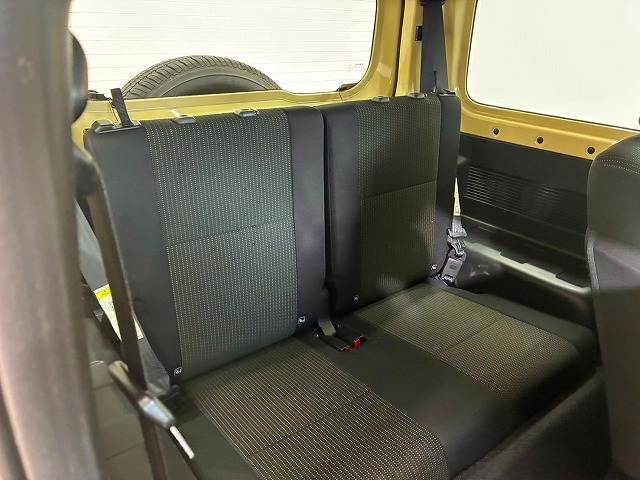 Suzuki Jimny 12