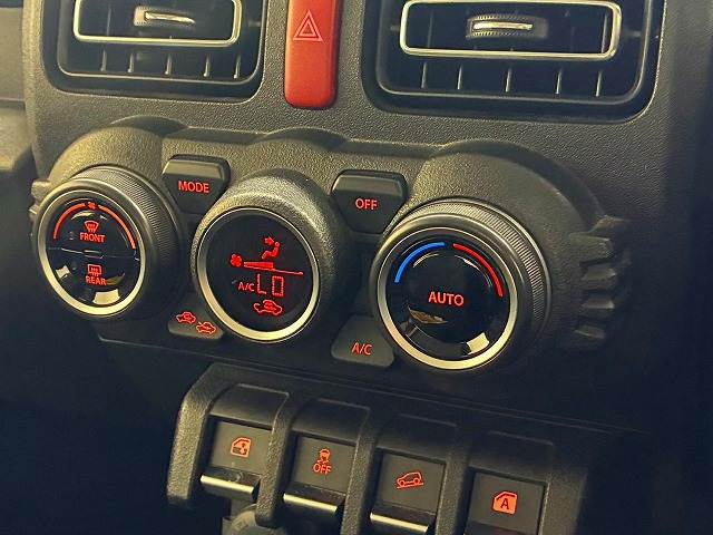 Suzuki Jimny 9