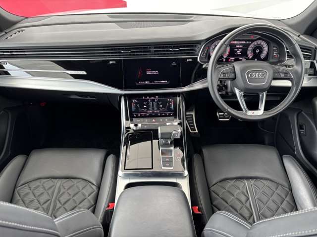 Audi Q8 2
