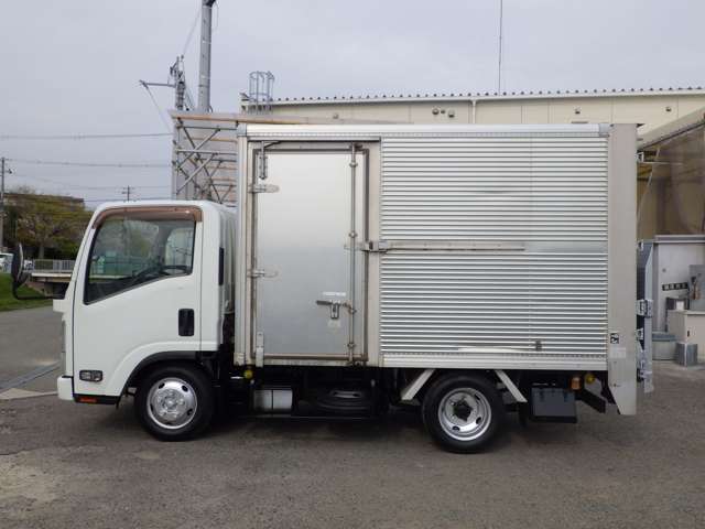Isuzu Elf 3