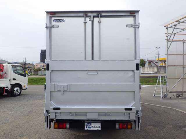 Isuzu Elf 5