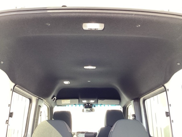 Honda N-VAN 12