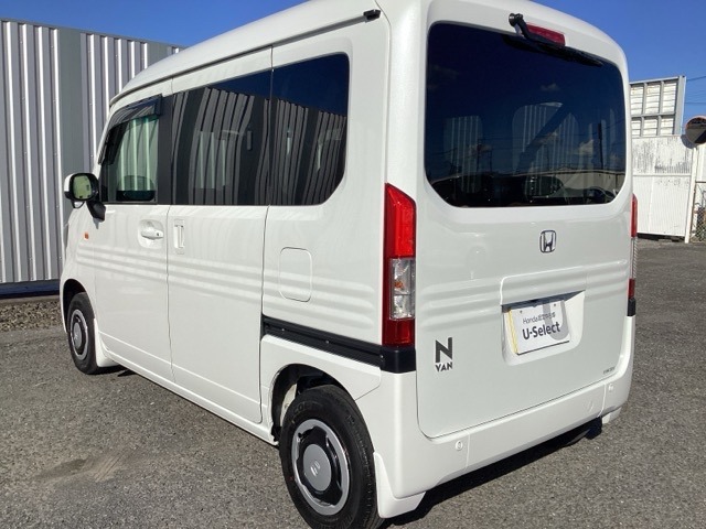 Honda N-VAN 9