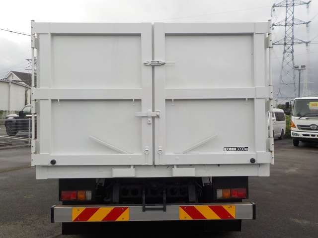 Isuzu Forward 6