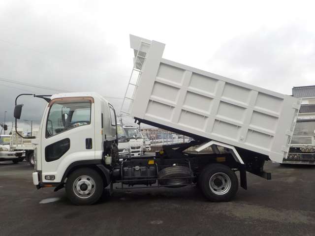 Isuzu Forward 8