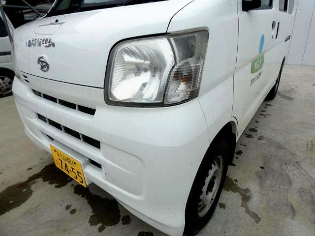 Daihatsu Hijet Cargo 12