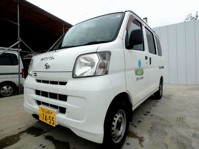 Daihatsu Hijet Cargo 8
