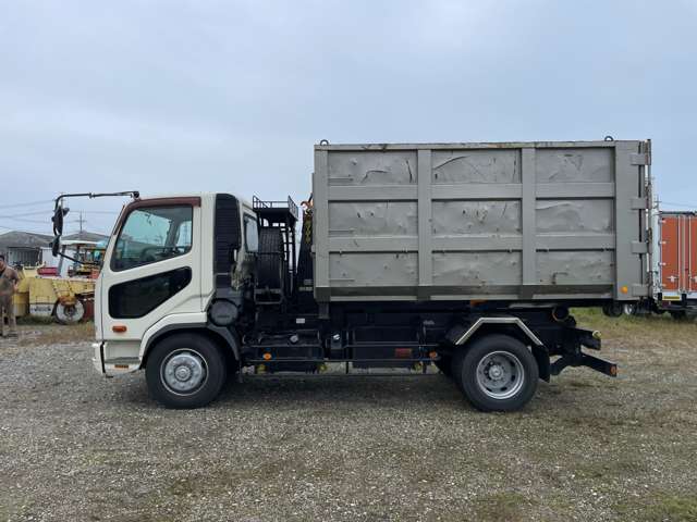 Mitsubishi Fuso Fighter 4