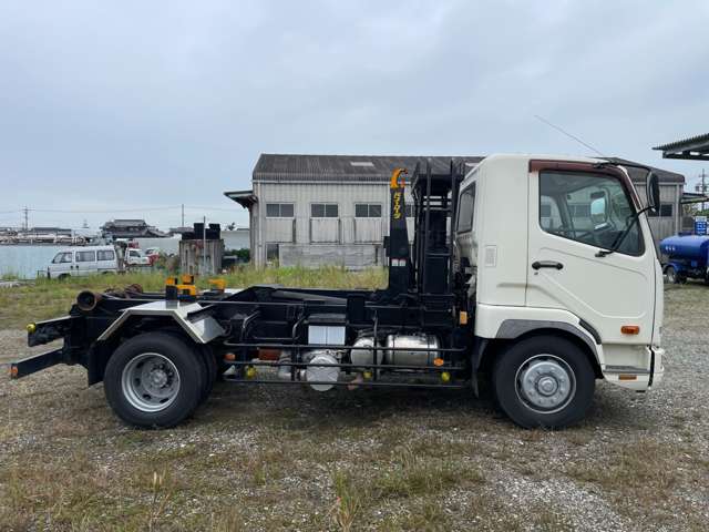 Mitsubishi Fuso Fighter 10
