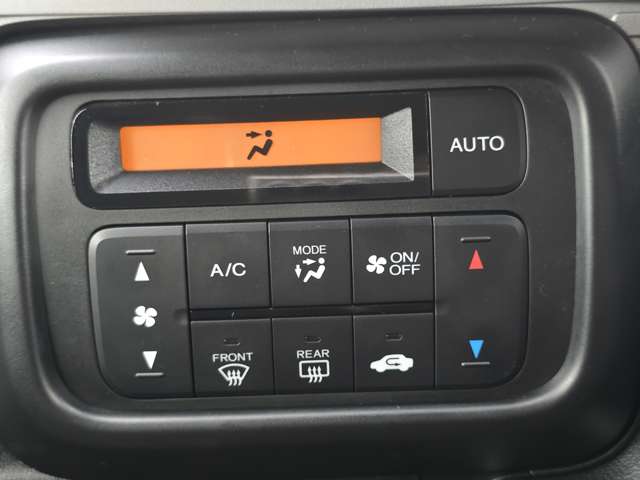 Honda N-VAN 8