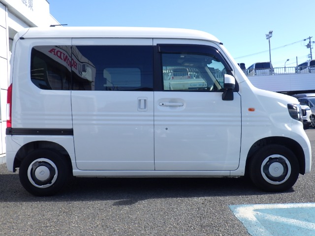 Honda N-VAN 8