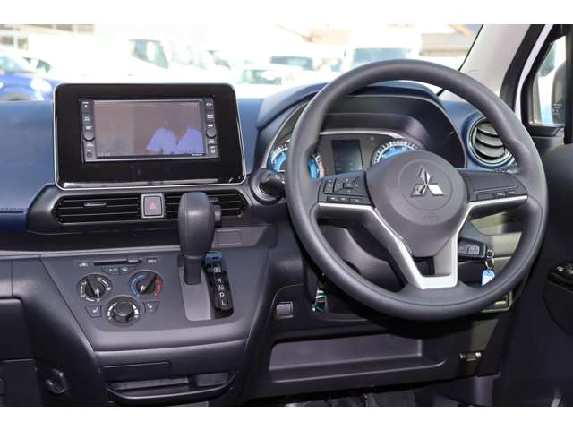 Mitsubishi eK X 2