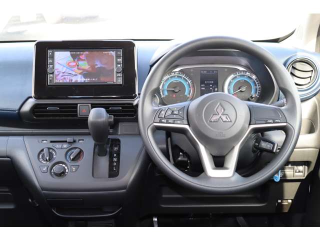 Mitsubishi eK X 3