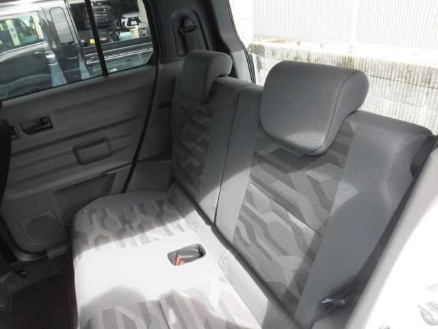Daihatsu Taft 10