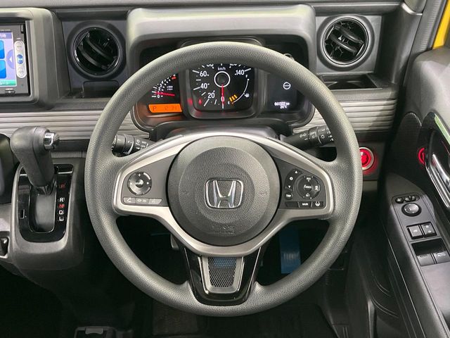 Honda N-VAN 11