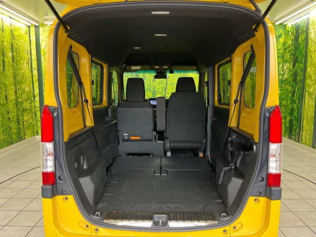 Honda N-VAN 10