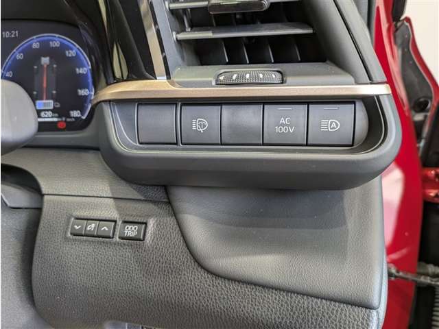 Toyota Crown Sport 5