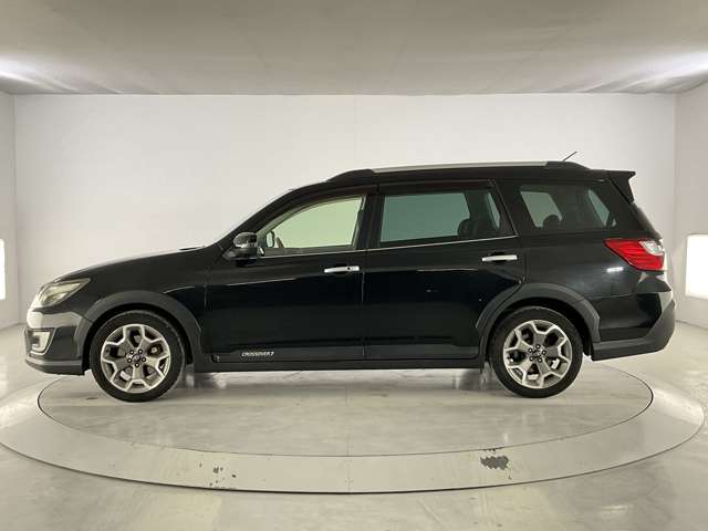 Subaru Exiga Crossover7 6