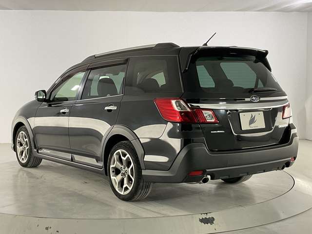 Subaru Exiga Crossover7 7