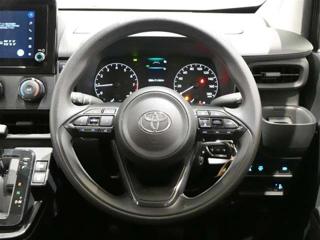 Toyota Sienta 10
