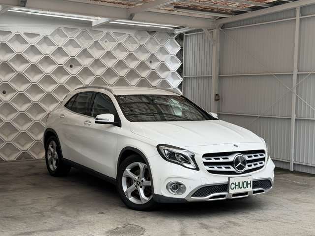 Mercedes-Benz GLA-Class 9