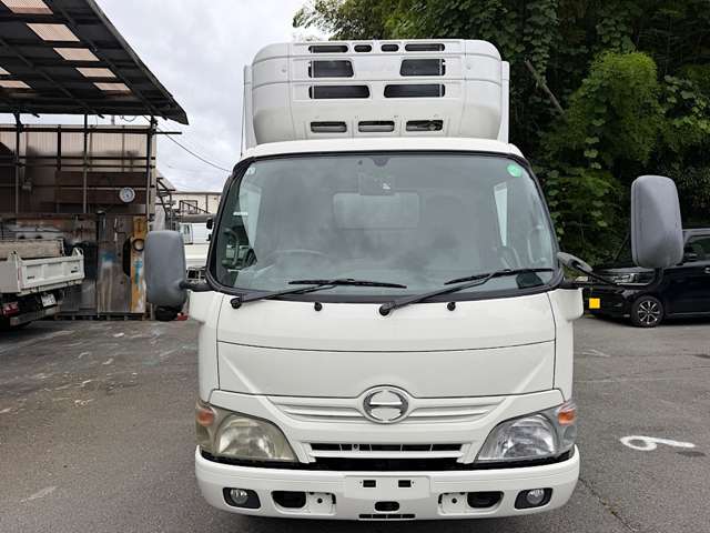Hino Dutro 2
