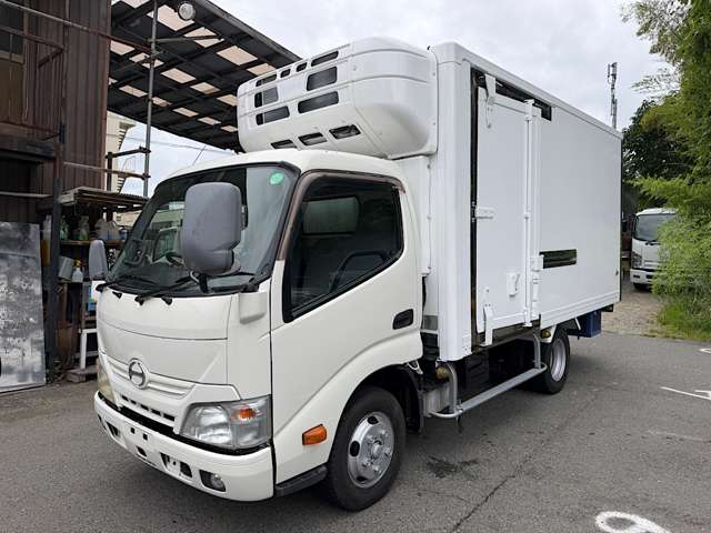 Hino Dutro 6