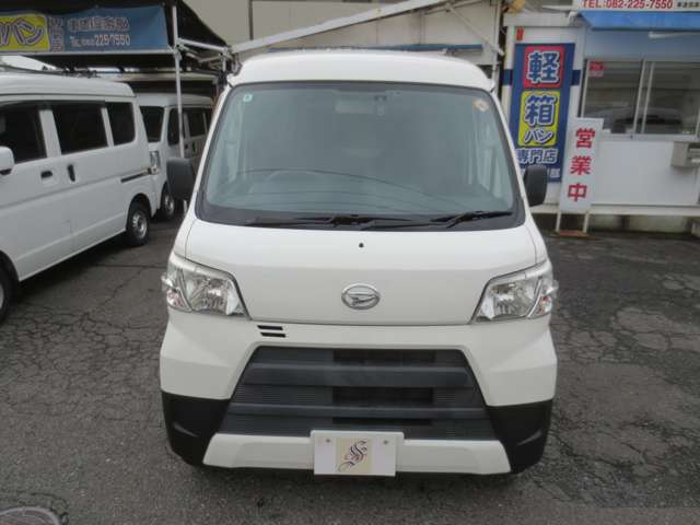 Daihatsu Hijet Cargo 5