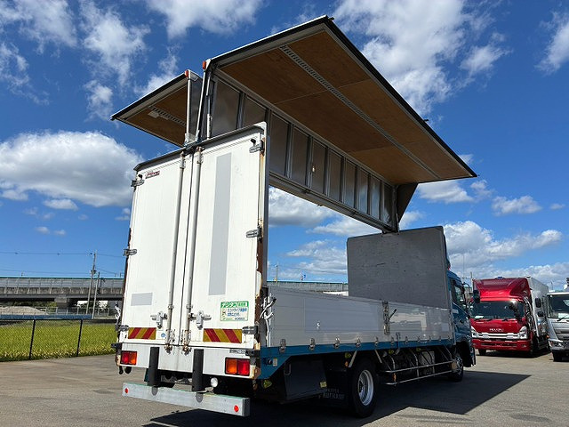 UD Trucks Condor 9