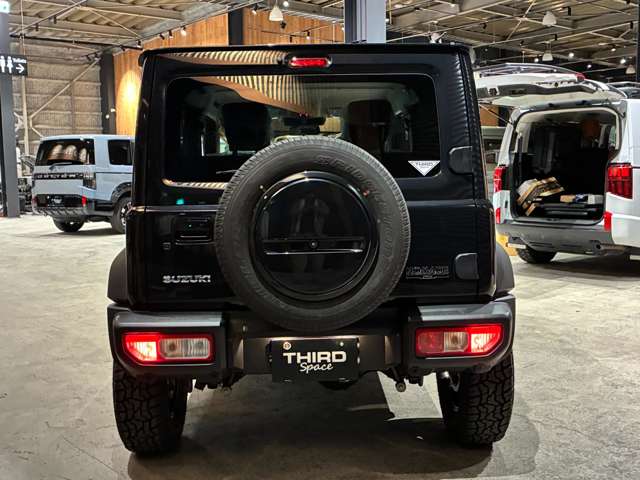 Suzuki Jimny Nomade 10