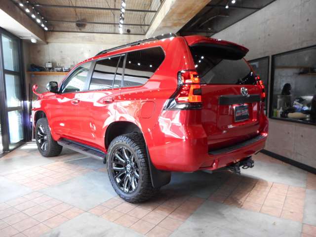 Toyota Land Cruiser Prado 8