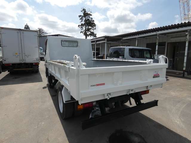 Mitsubishi Fuso Canter 7